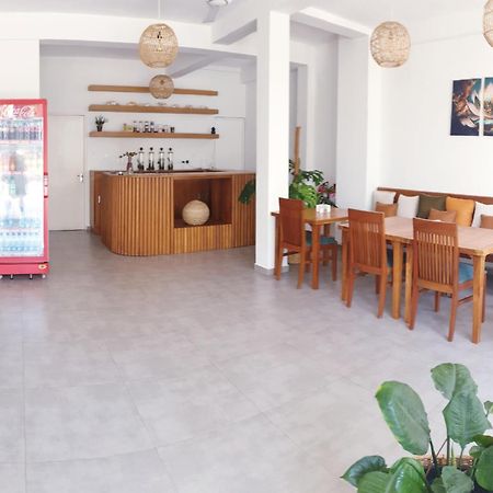 Mountbaylk Hotell Dehiwala-Mount Lavinia Eksteriør bilde