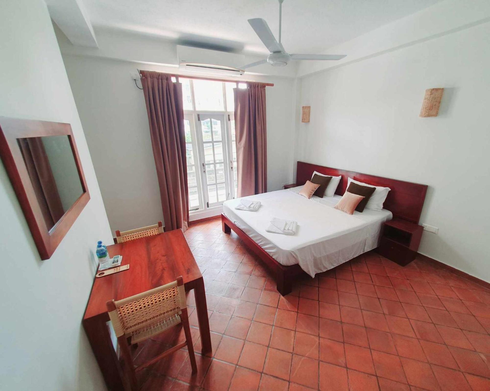 Mountbaylk Hotell Dehiwala-Mount Lavinia Eksteriør bilde