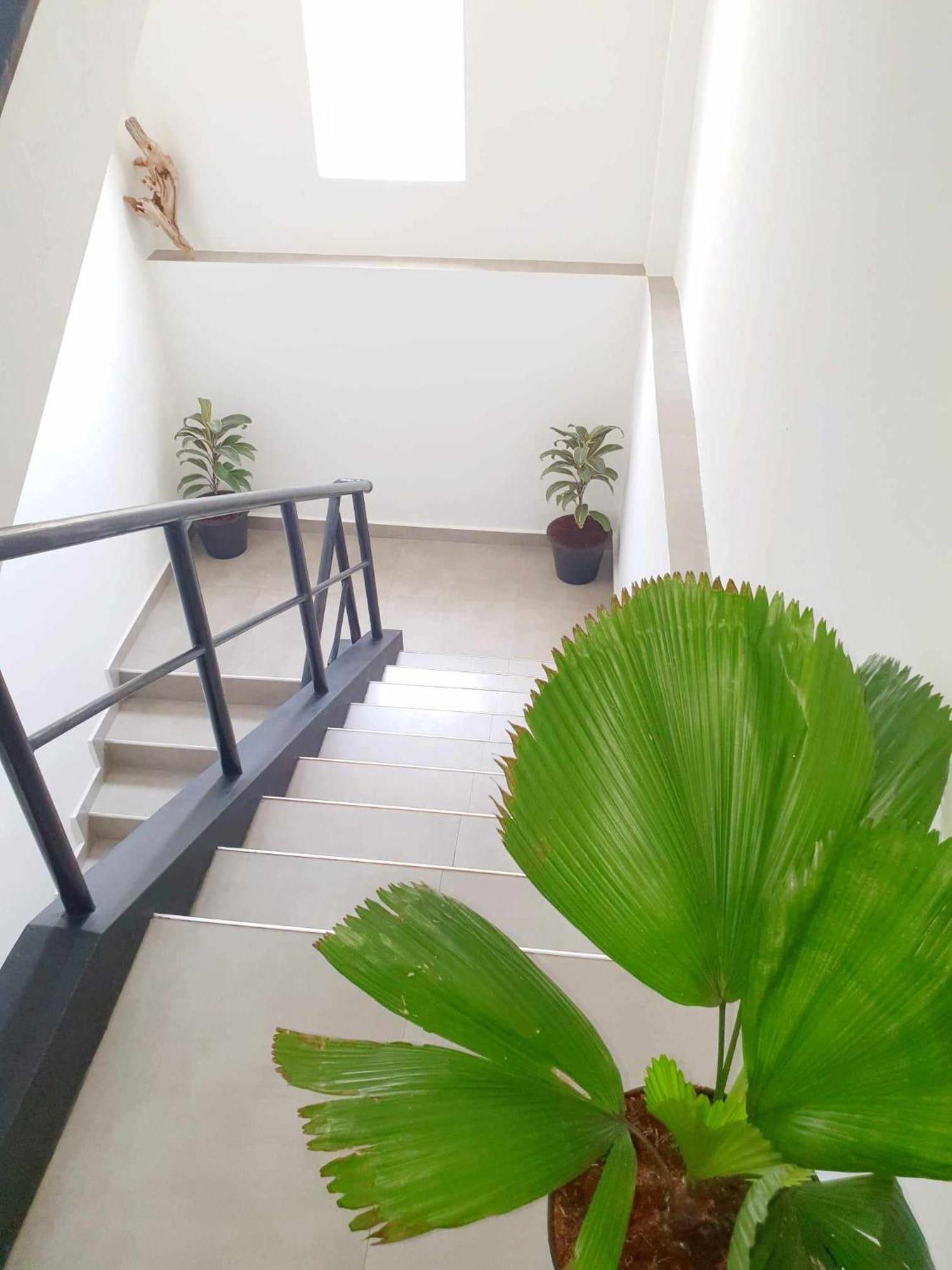 Mountbaylk Hotell Dehiwala-Mount Lavinia Eksteriør bilde