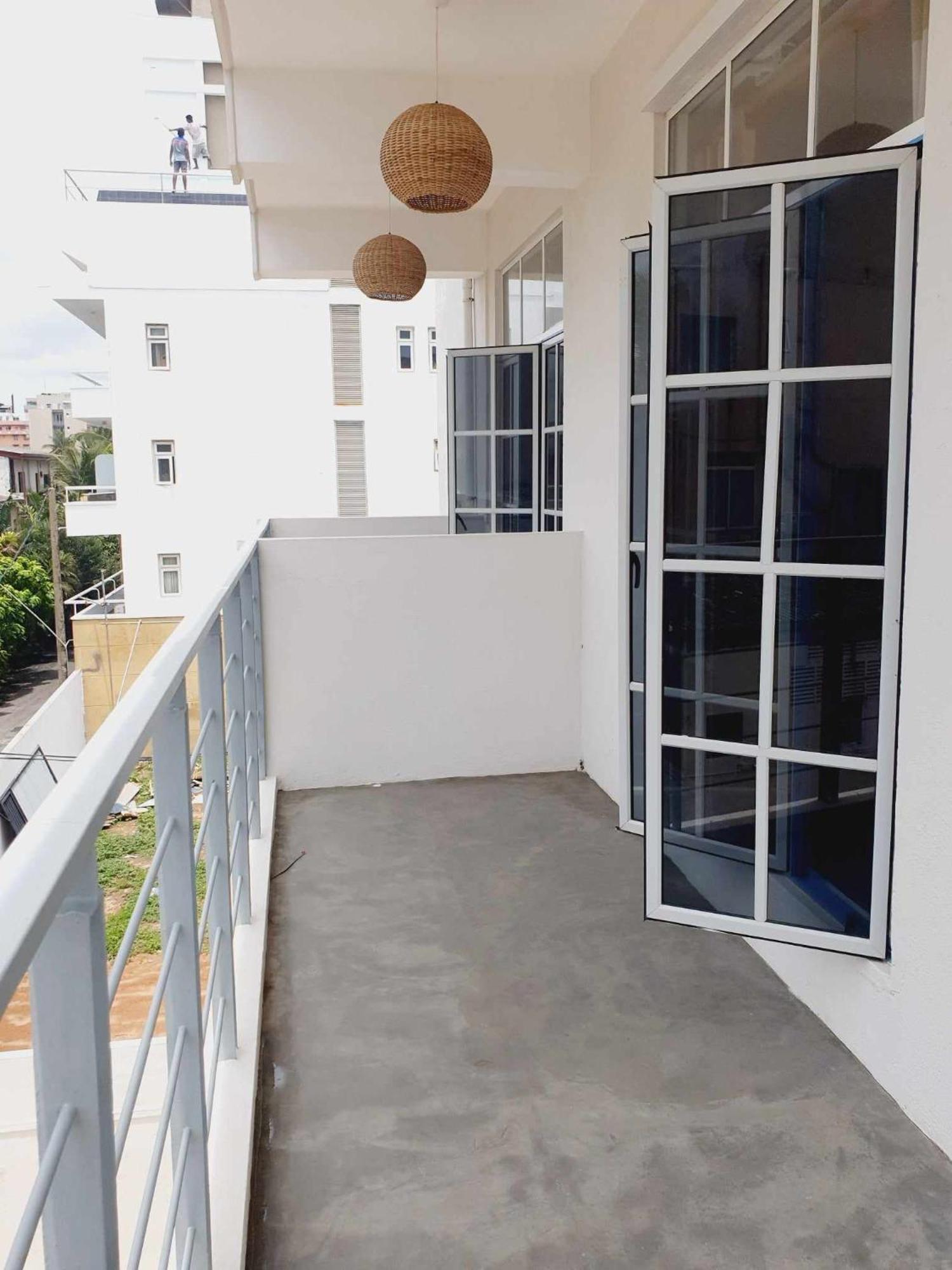 Mountbaylk Hotell Dehiwala-Mount Lavinia Eksteriør bilde