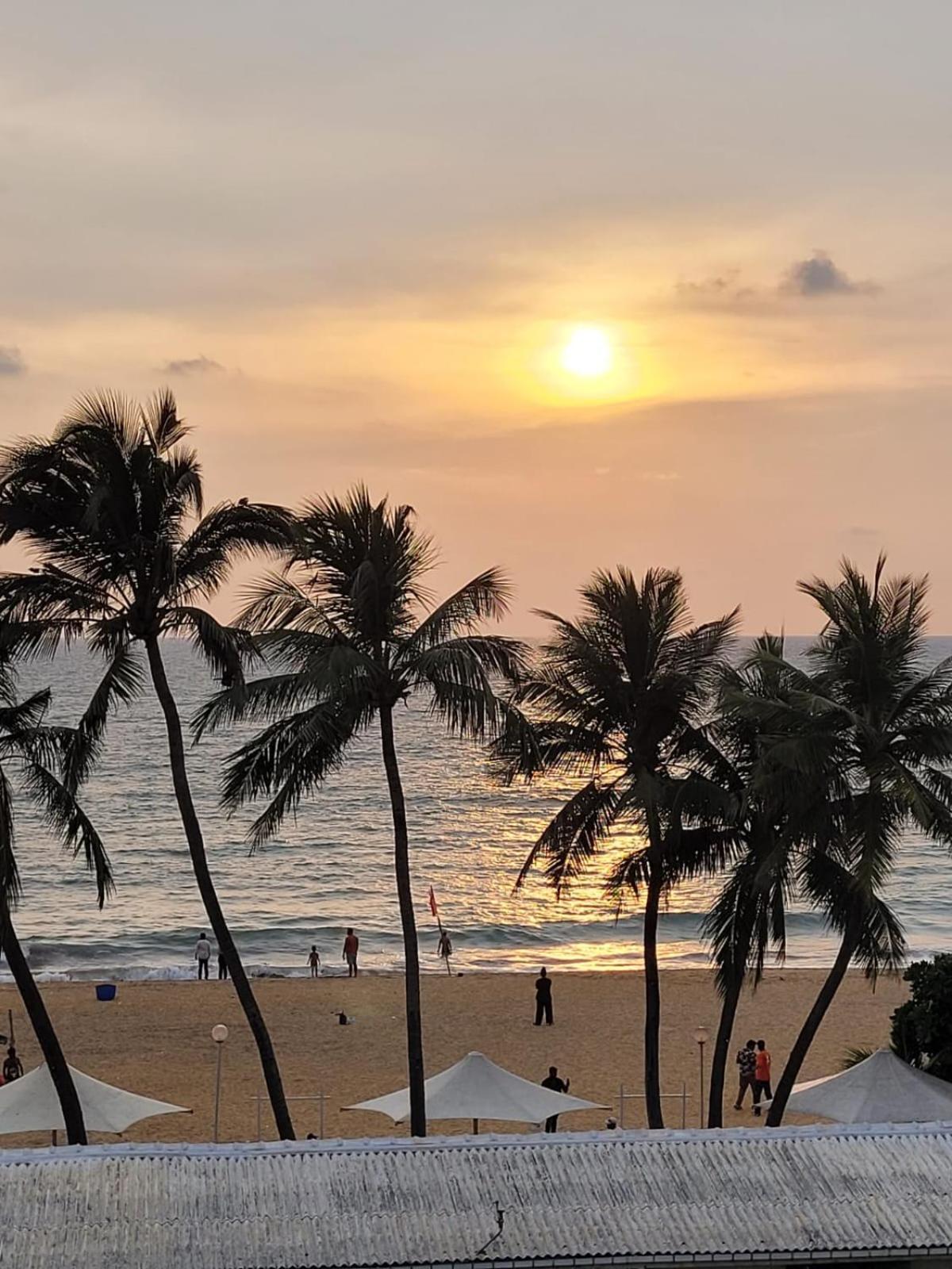 Mountbaylk Hotell Dehiwala-Mount Lavinia Eksteriør bilde